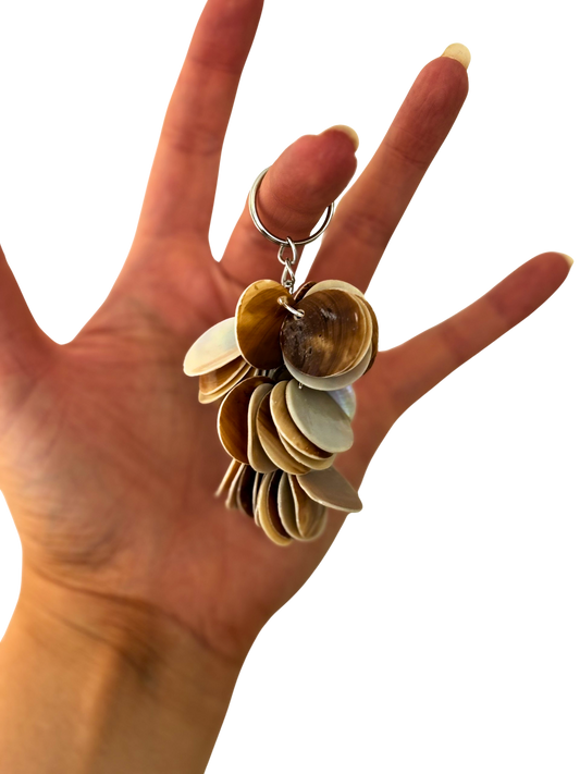 Mini Creamy Pearl Reworked Charm Chain